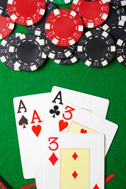 dipo4d open bets view showing active esports wagers and live score